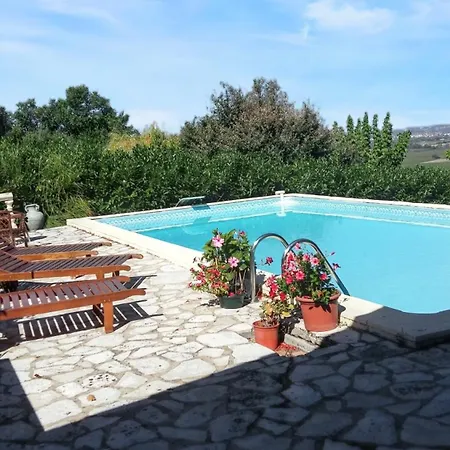 别墅 Elegante A Avec Piscine Privee